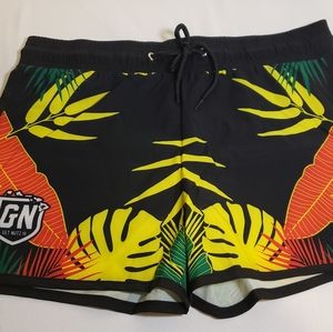 Elastic waist womens size sm shorts